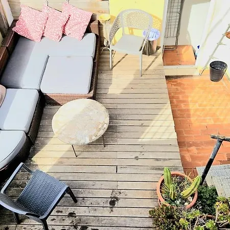 Atico Exclusivo Del Siglo Xvi Con Dos Terrazas En El Corazon De Ciutat Vella Apartment *