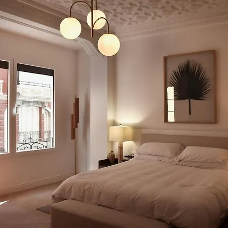 Stylish & Cozy Flat In Heart Of Eixample, *