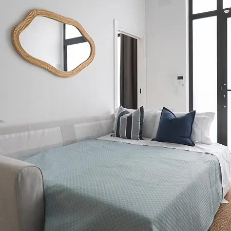 Modern & Stylish Close To The Apartment Valencia