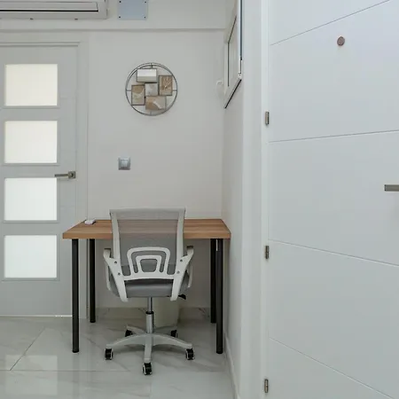 아파트 Floor 2 Bedroom With Terrace *