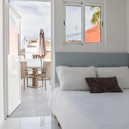 아파트 Floor 2 Bedroom With Terrace *