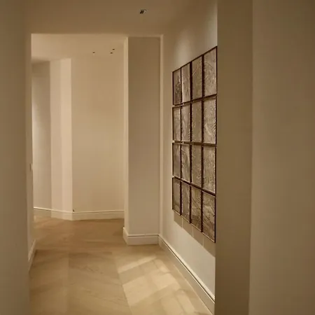 Stylish & Cozy Flat In Heart Of Eixample, Valencia