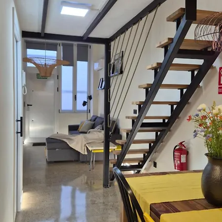 Apartment Ciudad Bajo Diseno Industrial Hasta 6, Wifi Gratis *