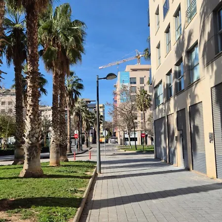 Impresionante Apartamento Industrial Fallas Wifi Gratis Hasta 4 *