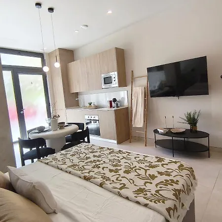 Apartment Loft - B4 Smart Access & Urban Calm Valencia