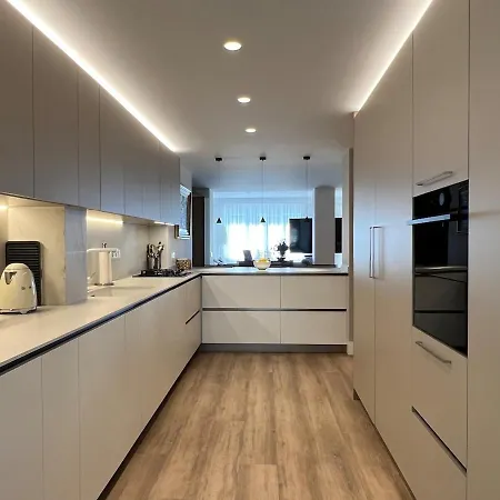 Bright Spacious Luxury * バレンシア