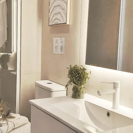 Διαμέρισμα Loft - B4 Smart Access & Urban Calm