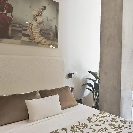 Loft - B4 Smart Access & Urban Calm