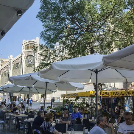 Poeta Llombart فالنسيا