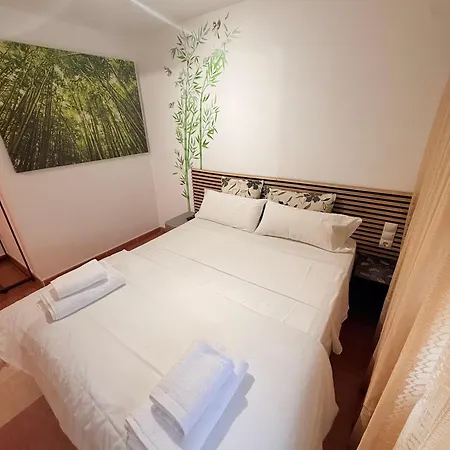 Daire Con Cocina Y Bano Privado De Temporada Vacaciones Largas Long Desde 11 Noches Valensiya