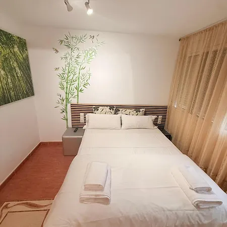 Daire Con Cocina Y Bano Privado De Temporada Vacaciones Largas Long Desde 11 Noches