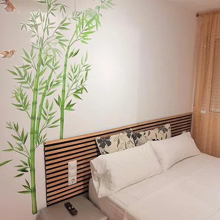 Con Cocina Y Bano Privado De Temporada Vacaciones Largas Long Desde 11 Noches Daire Valensiya