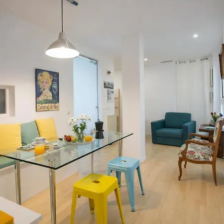 Singularstays Reina Ii *