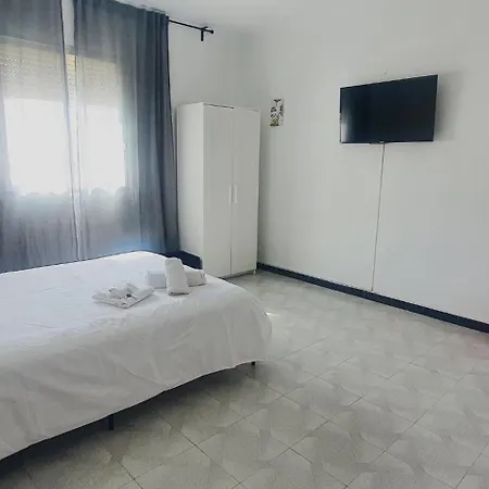 Tranquila, Centrica Y Luminosa De Matrimonio En Vivienda Compartida *