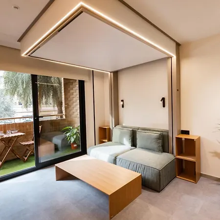 Motus Disruptive 4*