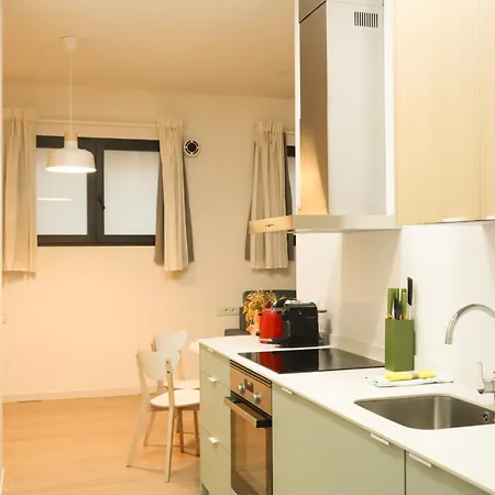 Valentia Modern And Comfortable Beachside Style 公寓 *
