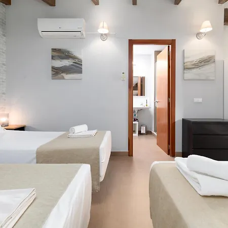 Adarve Flats Apartment *