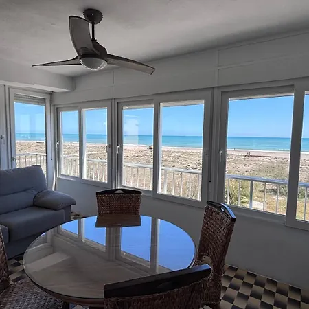 公寓 Primera Linea De Playa *