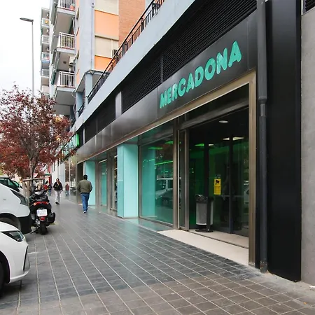 Junto Al Oceanografic *