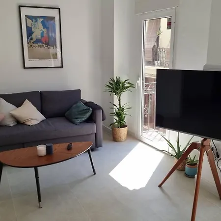 Romantic In Cabanyal By Virkin * 瓦伦西亚