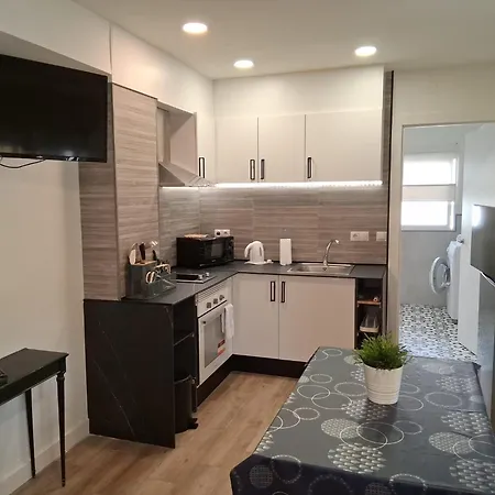 Coqueto Apartmento En *