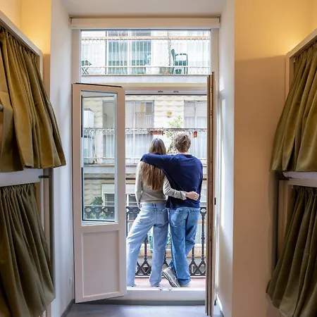 The House Mercado ホステル *