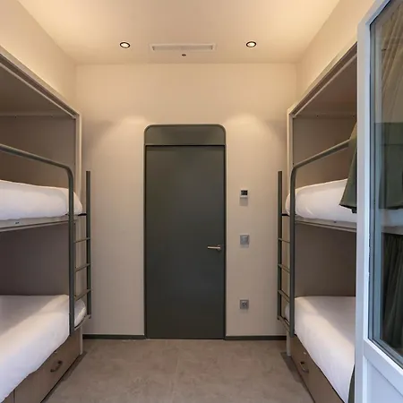 The House Mercado ホステル *