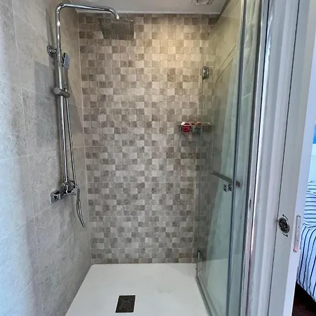 Kwatera prywatna Privada Con Bano En Un Moderno Y Centrico Atico En Ciutat Vella Walencja