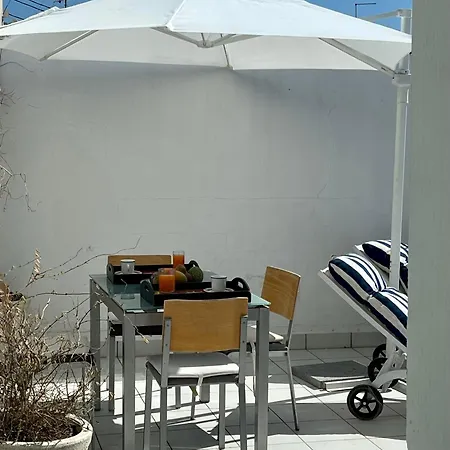 Privada Con Bano En Un Moderno Y Centrico Atico En Ciutat Vella Kwatera prywatna Walencja