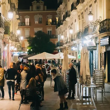 Homestay Coliving - Vive En La Zona De Moda Del Centro De Valencia
