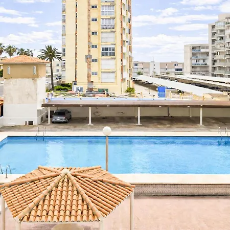 Apartamento Amazing In With Swimming Pool