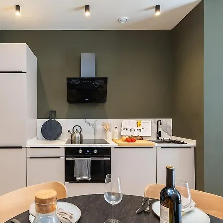 Saristays Lofts L *