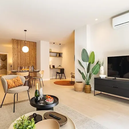 Saristays Lofts R Valencia