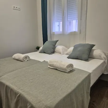 Pinedo Playa 2 Апартаменты *