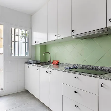 Guest Ready - Bright Flat Well‑located Urban * فالنسيا