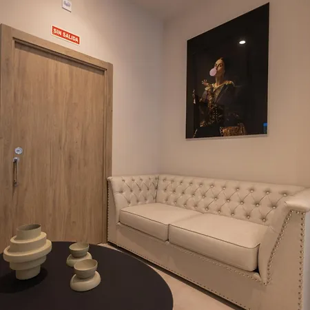 Loft - B 1-6 Smart Access & Urban Calm