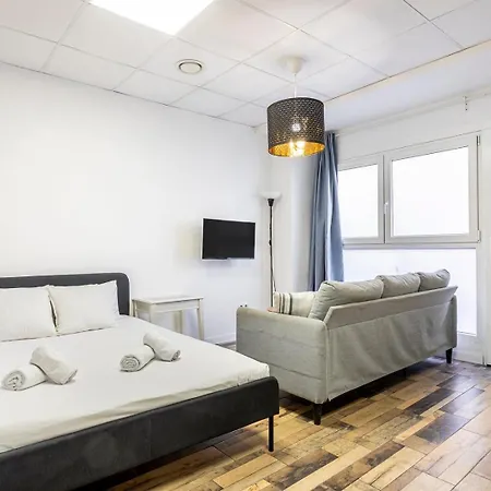 Guestready - Modern Loft In Apartman Valencia