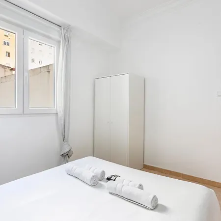 Guest Ready - Bright Flat Well‑located Urban *