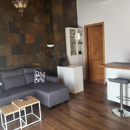 Piso Con Terraza En Cabanyal * Walencja