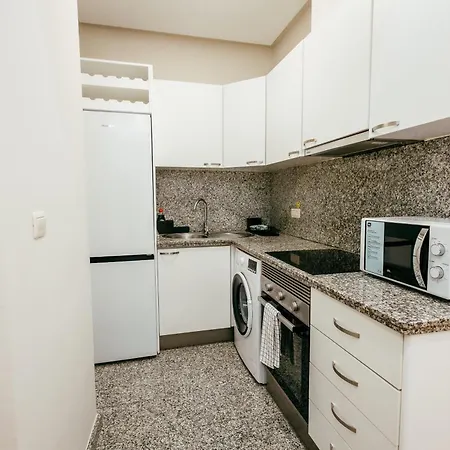 דירה Almas, Hall 1 Min, 4 Pax, Smart Tv