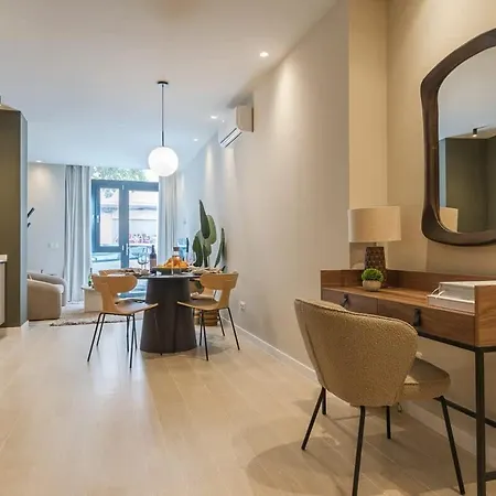 아파트 Saristays Lofts L *
