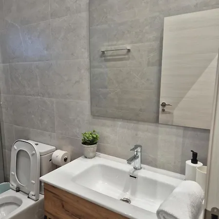 Pinedo Playa 2 Apartment