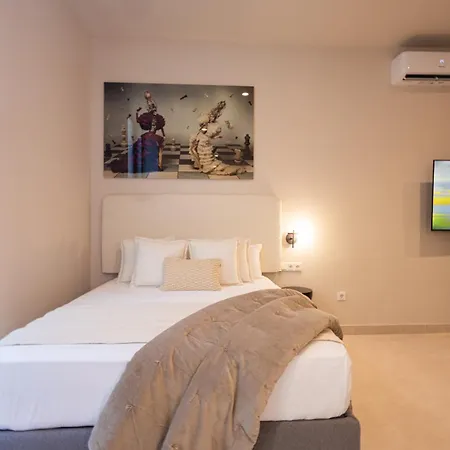 Loft - B 1-6 Smart Access & Urban Calm شقة فالنسيا