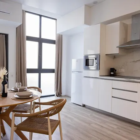 Florit Flats - The Patraix Hood Walencja