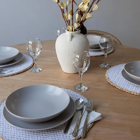 Florit Flats - The Patraix Hood * Walencja