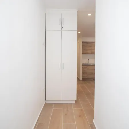Winahost Emilio Gasco Appartement *