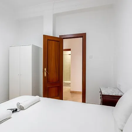Guest Ready - Bright Flat Well‑located Urban * Valencie