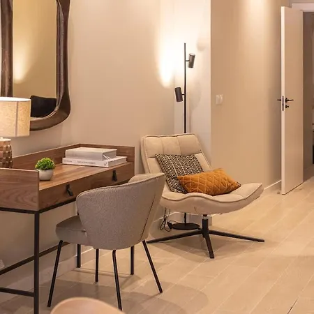 Saristays Lofts L *