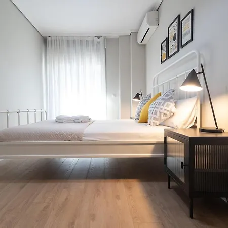 Colon By Concept Flats