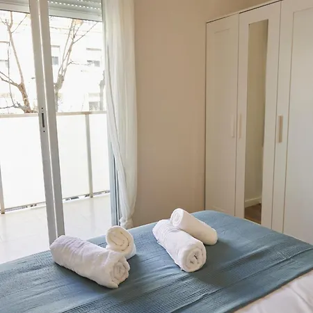 Apartment Arts 6